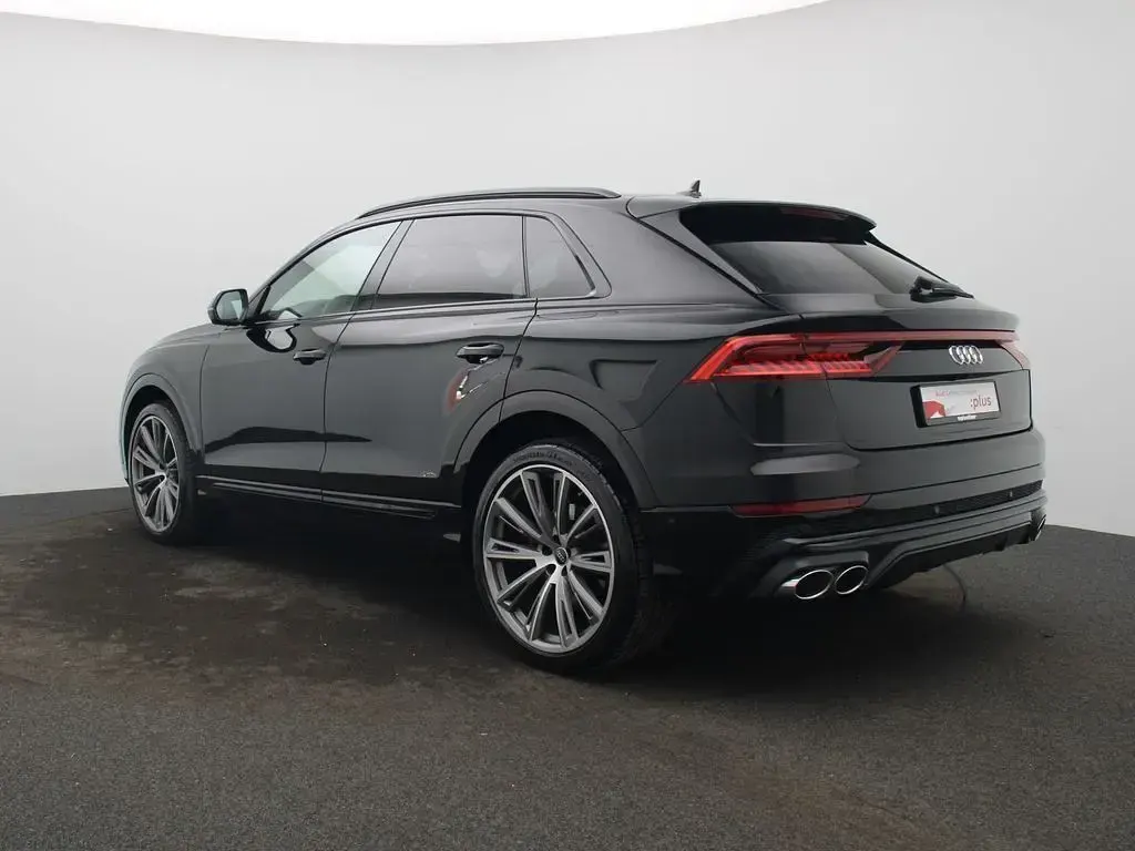 Gebraucht Audi SQ8 Ambiente 507 PS (372 kW) 2023 Mythosschwarz metallic SUV