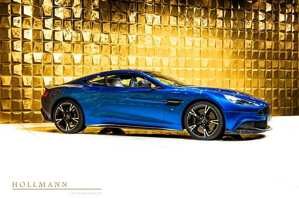 Gebraucht Aston Martin Vanquish 604 PS (444 kW) 2018 Ming blue Coupé