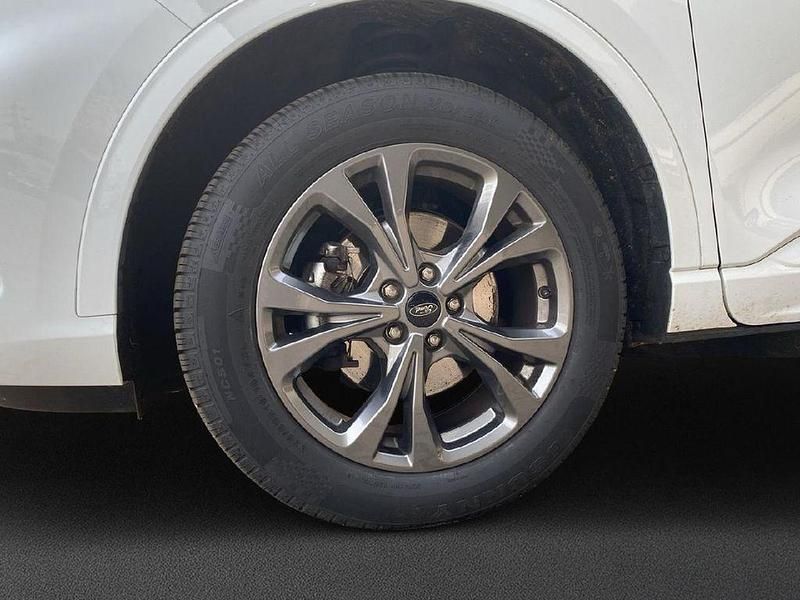 Gebraucht Ford Kuga ST-Line 152 PS (111 kW) 2022 Weiß SUV