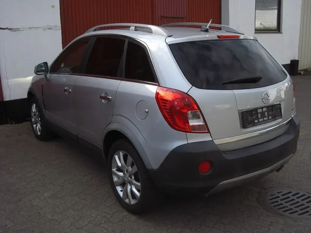 Gebraucht Opel Antara Cosmo 167 PS (122 kW) 2011 Silber SUV