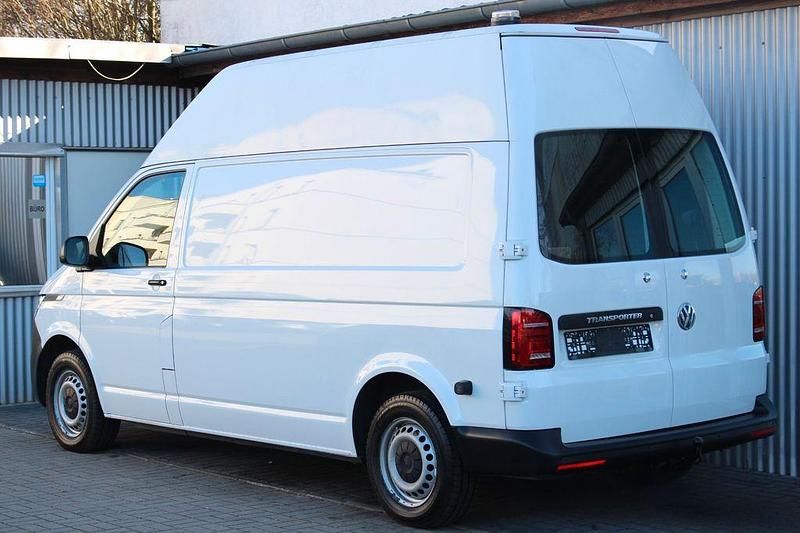 Gebraucht VW Transporter 150 PS (110 kW) 2022 Weiß Van