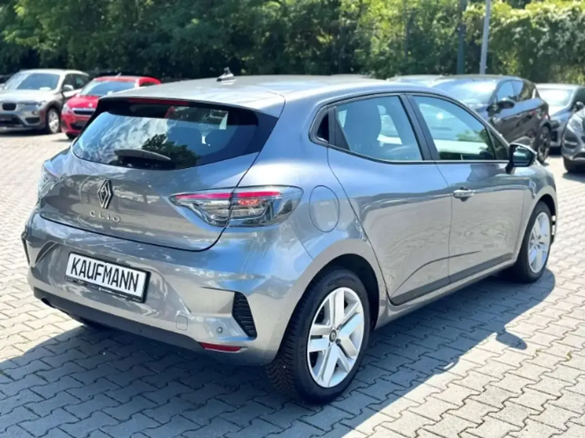 Gebraucht Renault Clio V Evolution 91 PS (66 kW) 2024 Grau Limousine