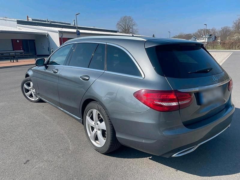 Gebraucht Mercedes C250 204 PS (150 kW) 2016 Grau Kombi