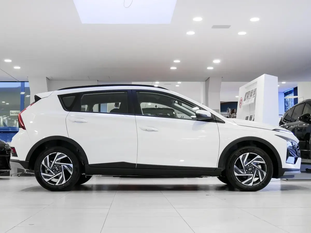 Neu Hyundai Bayon Trend 101 PS (74 kW) 2026 Atlas white SUV