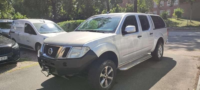 Silber Gebraucht 2010 Nissan Navara Abholung | 6.790 € (Fairer Preis) - Bild 1/4