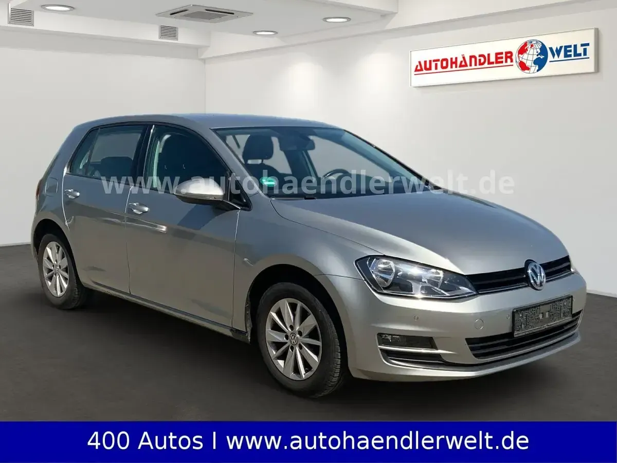 Gebraucht VW Golf VII Highline 122 PS (89 kW) 2013 Silber Limousine