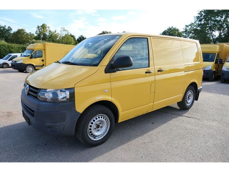 Gebraucht VW T5 84 PS (61 kW) 2013 Ginstergelb r1032 Van
