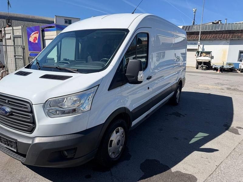 Second-hand Ford Transit 155 CP (114 kW) 2015 Alb Break
