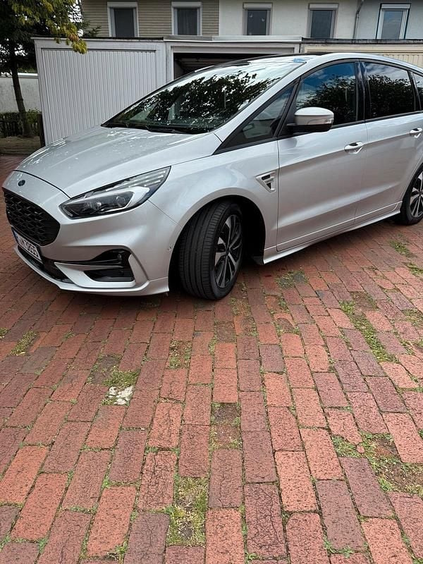 Silber Gebraucht 2022 Ford S-MAX ST-Line Van / Kleinbus | 18.900 € (Guter Preis) - Bild 1/4