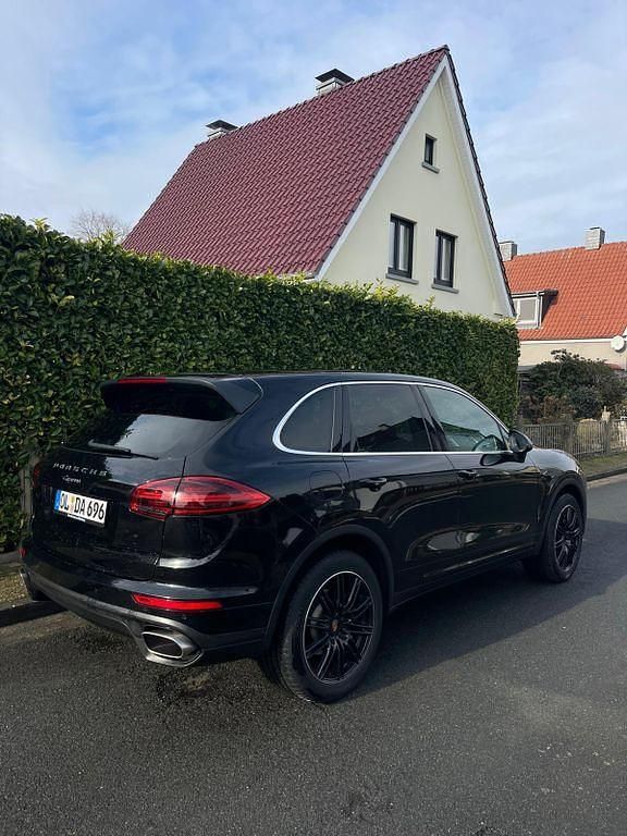 Gebraucht Porsche Cayenne 262 PS (192 kW) 2016 Schwarz SUV
