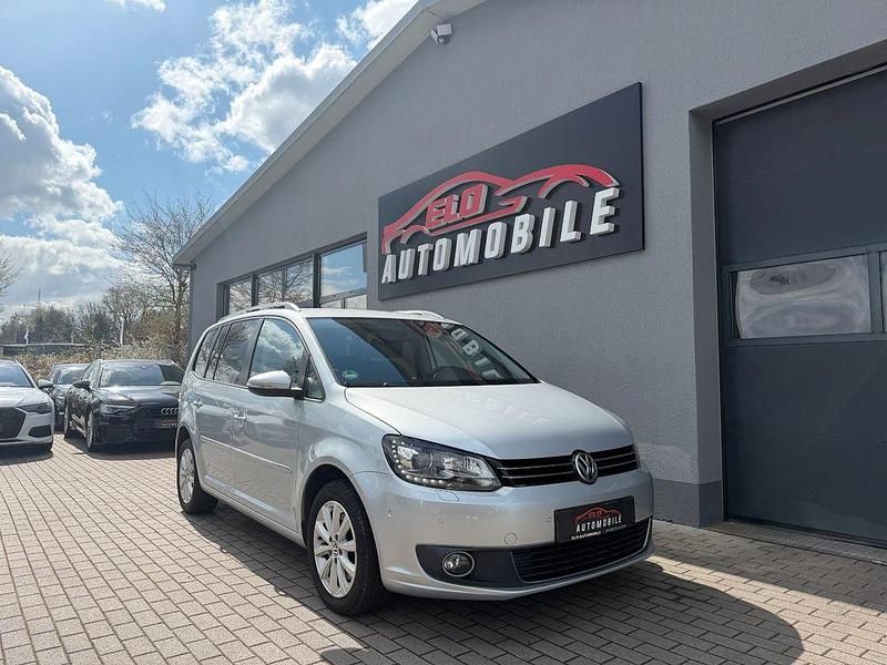 Gebraucht VW Touran Highline 140 PS (102 kW) 2013 Silber Van / Kleinbus