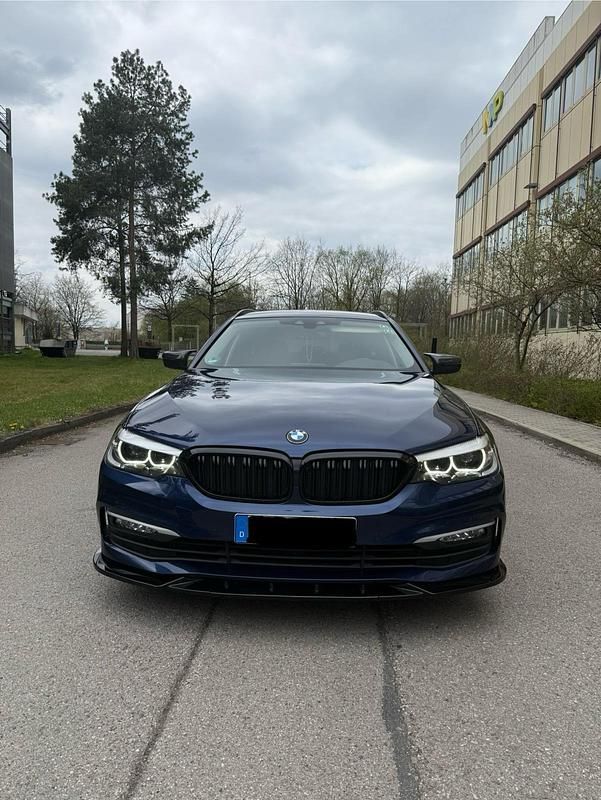 Blau Gebraucht 2018 BMW 520 Kombi | 15.400 € (Guter Preis) - Bild 1/4