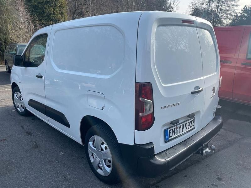 Gebraucht Peugeot Partner Premium 102 PS (75 kW) 2020 Blanc banquise Van / Kleinbus