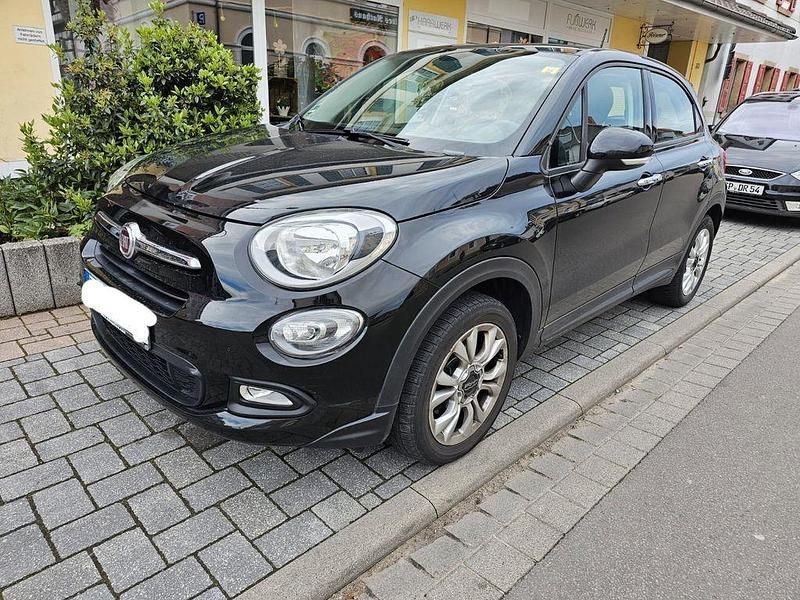 Schwarz Gebraucht 2016 Fiat 500X Pop Star SUV | 8.500 € (Fairer Preis) - Bild 1/4