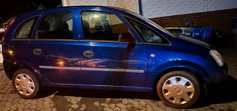 Gebraucht Opel Meriva 110 PS (80 kW) 2003 Blau Van / Kleinbus