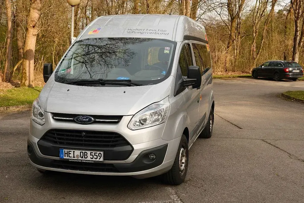 Gebraucht Ford Transit Custom 101 PS (74 kW) 2016 Silber Van / Kleinbus