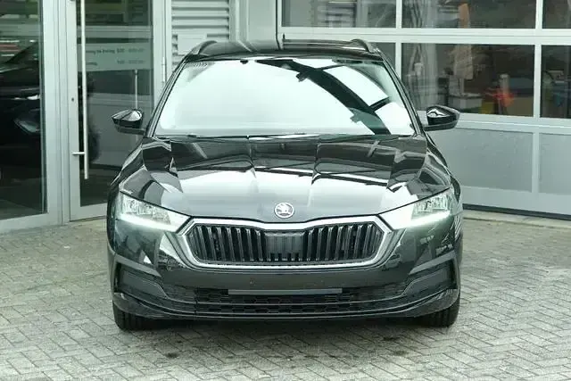 Gebraucht Skoda Octavia 150 PS (110 kW) 2020 Schwarz Kombi