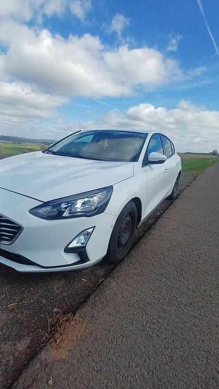 Gebraucht Ford Focus 150 PS (110 kW) 2021 Weiß Limousine