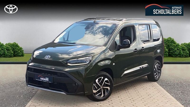 Grün Neu 2025 Toyota Proace Verso City Kombi | 38.880 € (Teuer) - Bild 1/4
