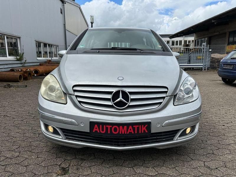 Silber Gebraucht 2007 Mercedes B180 Van / Kleinbus | 2.999 € (Superpreis) - Bild 1/4