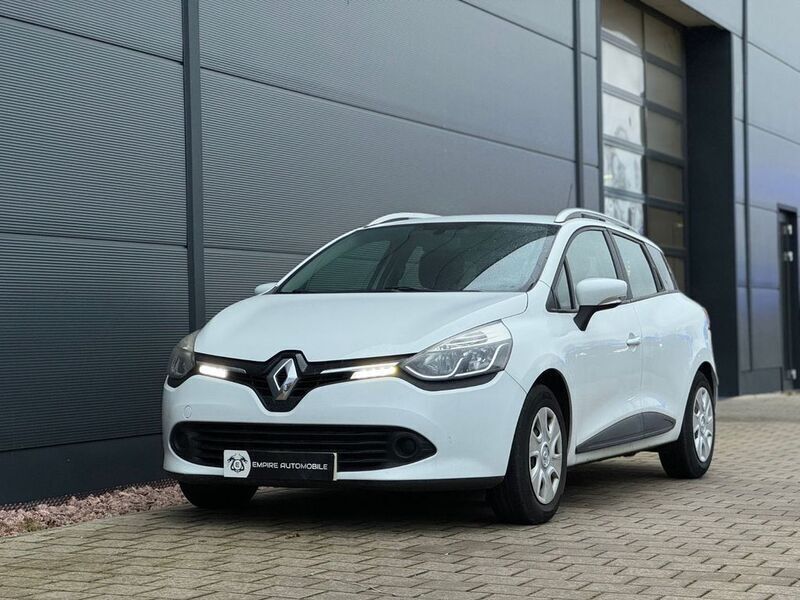Gebraucht 2015 Renault Clio IV LIMITED Limousine | 4.490 € (Guter Preis) - Bild 1/4