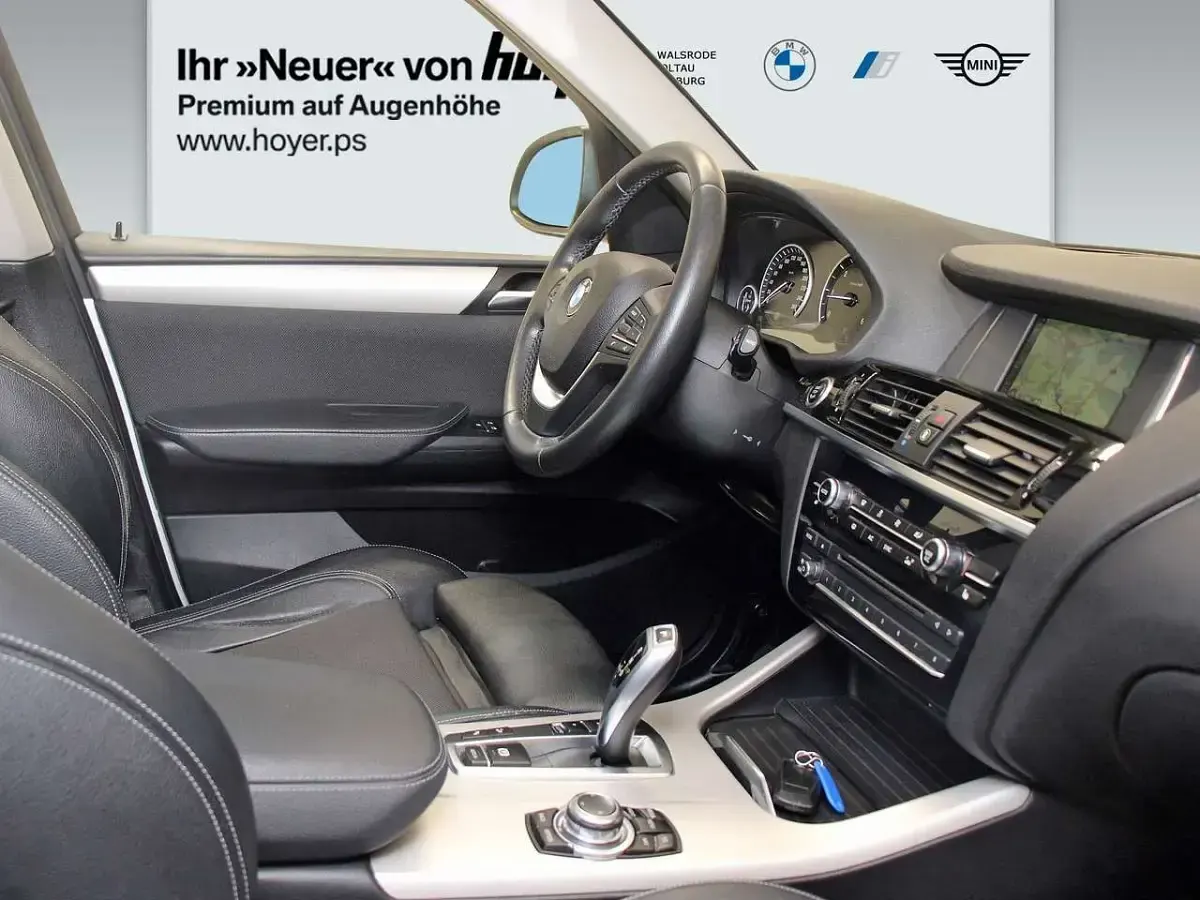 Gebraucht BMW X3 Sport Line 190 PS (139 kW) 2015 Mineralweiß SUV