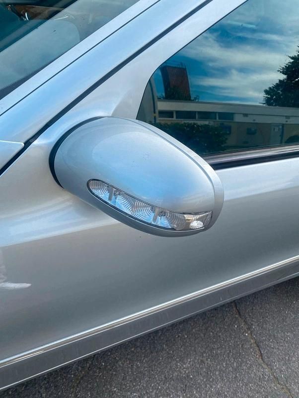 Grau Gebraucht 2006 Mercedes E280 Limousine | 3.600 € (Superpreis) - Bild 1/4