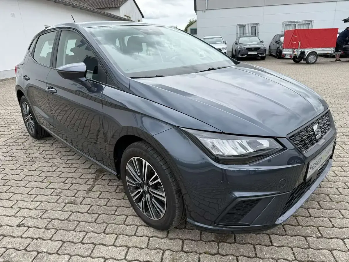 Gebraucht Seat Ibiza Style 95 PS (69 kW) 2024 Magnetic grau metallic Kleinwagen