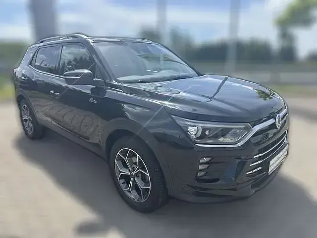 Gebraucht SsangYong Korando Quartz 163 PS (119 kW) 2021 Schwarz metallic
