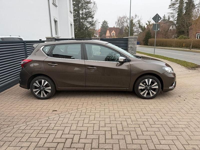 Gebraucht Nissan Pulsar Acenta 116 PS (85 kW) 2017 Braun Kleinwagen