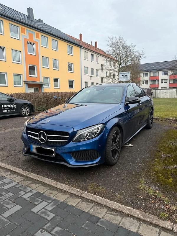 Gebraucht Mercedes C220 170 PS (125 kW) 2017 Blau Limousine