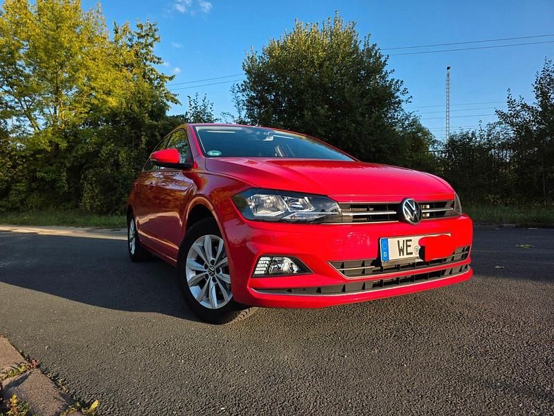 Rot Gebraucht 2021 VW Polo Highline Kleinwagen | 13.950 € (Guter Preis) - Bild 1/4