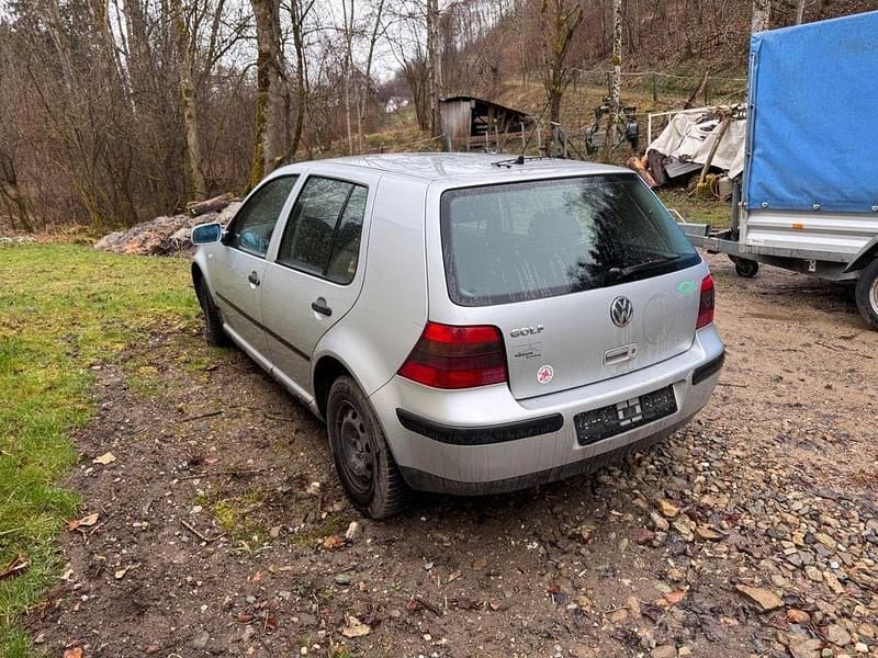 Gebraucht VW Golf IV Basis 75 PS (55 kW) 2001 Silber Limousine