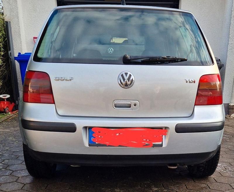 Gebraucht VW Golf IV Highline 101 PS (74 kW) 2002 Silber Limousine