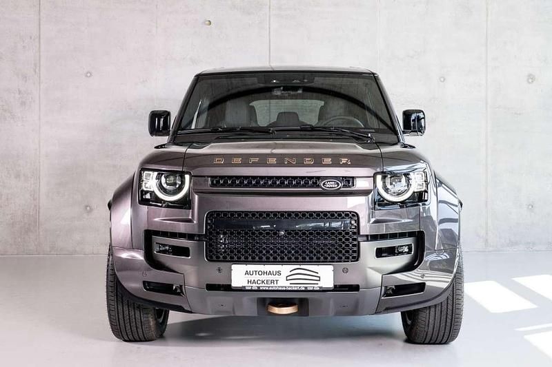 Neu Land Rover Defender 635 PS (467 kW) 2025 Charente grey SUV