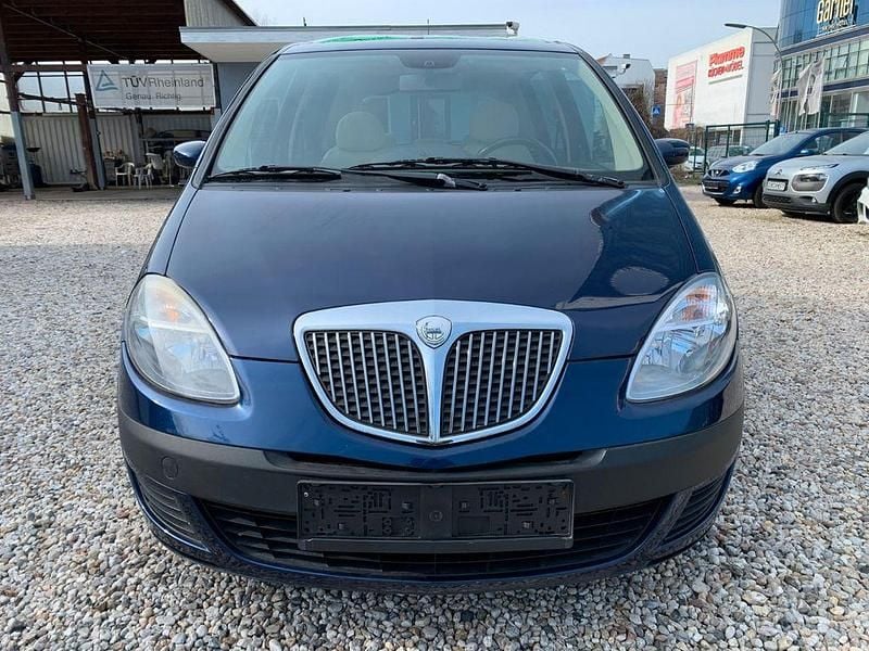 Gebraucht Lancia Musa 95 PS (69 kW) 2005 Braun Van / Kleinbus