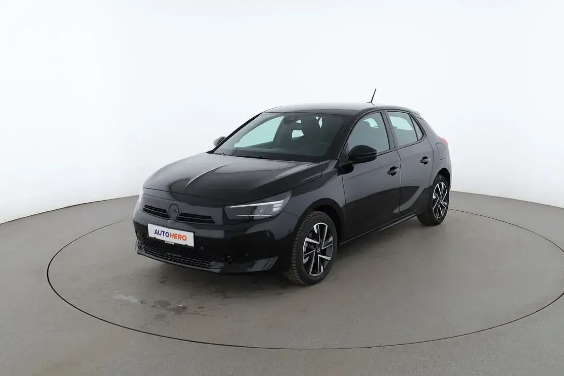 Używany Opel Corsa 101 KM (74 kW) 2024 Hatchback