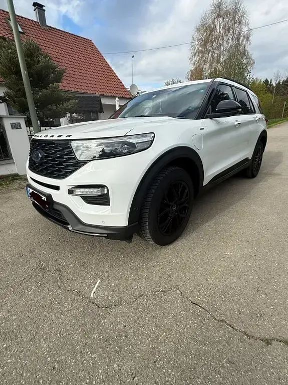 Gebraucht Ford Explorer ST-Line 457 PS (336 kW) 2021 Weiß SUV