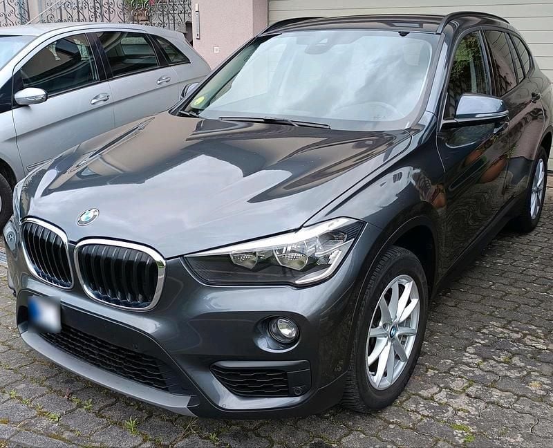 Gebraucht BMW X1 116 PS (85 kW) 2018 Grau SUV