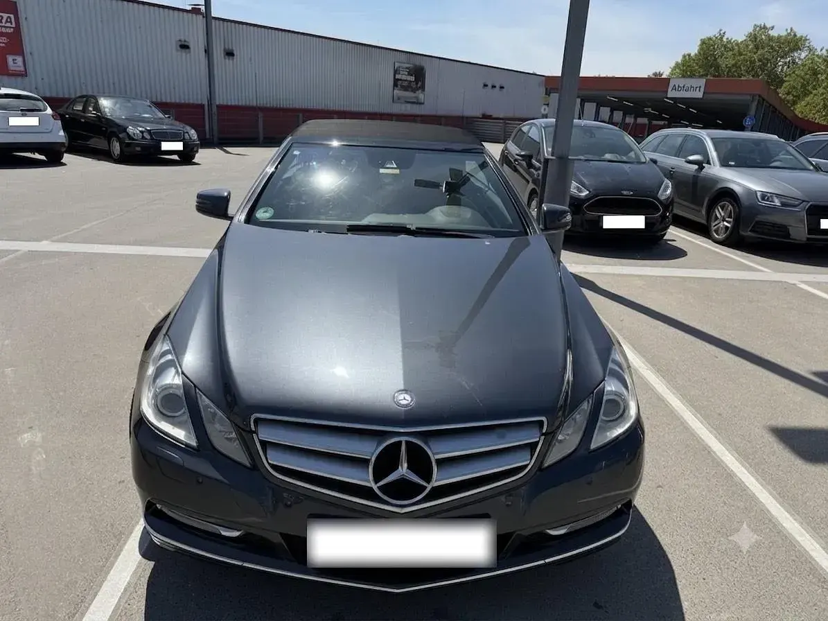 Gebraucht Mercedes E350 265 PS (194 kW) 2012 Grau Cabrio