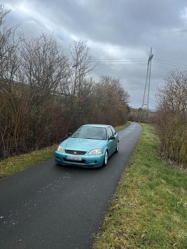 Gebraucht Honda Civic 90 PS (66 kW) 1998 Andere farben Kleinwagen