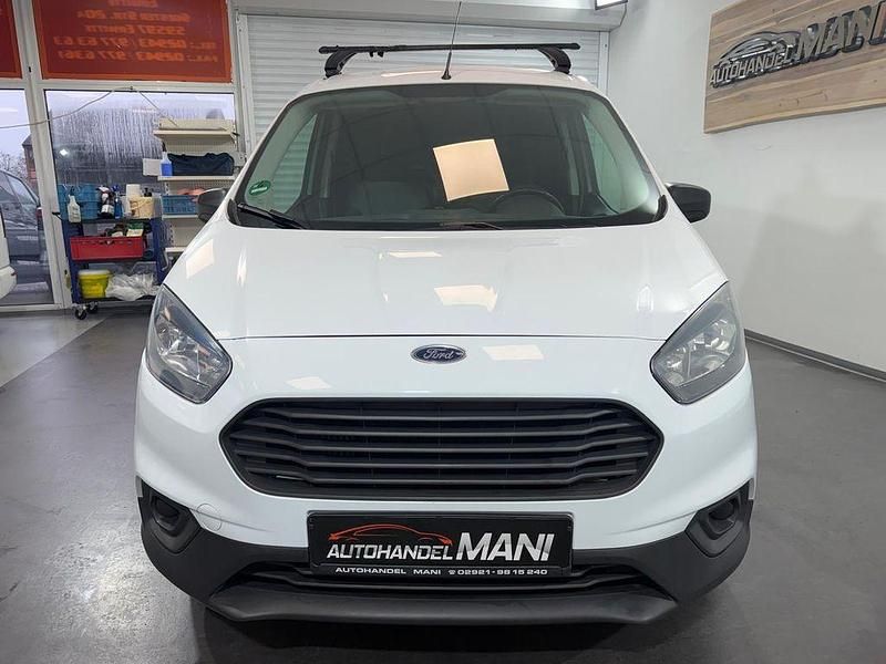 Gebraucht Ford Transit Basis 101 PS (74 kW) 2016 Weiß Limousine