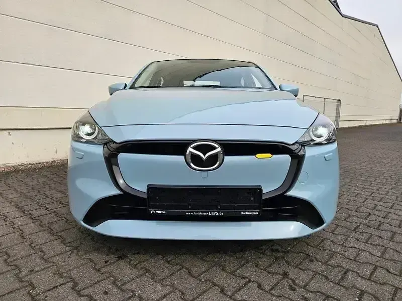 Gebraucht Mazda 2 Center-Line 75 PS (55 kW) 2023 Air stream blue m Kleinwagen