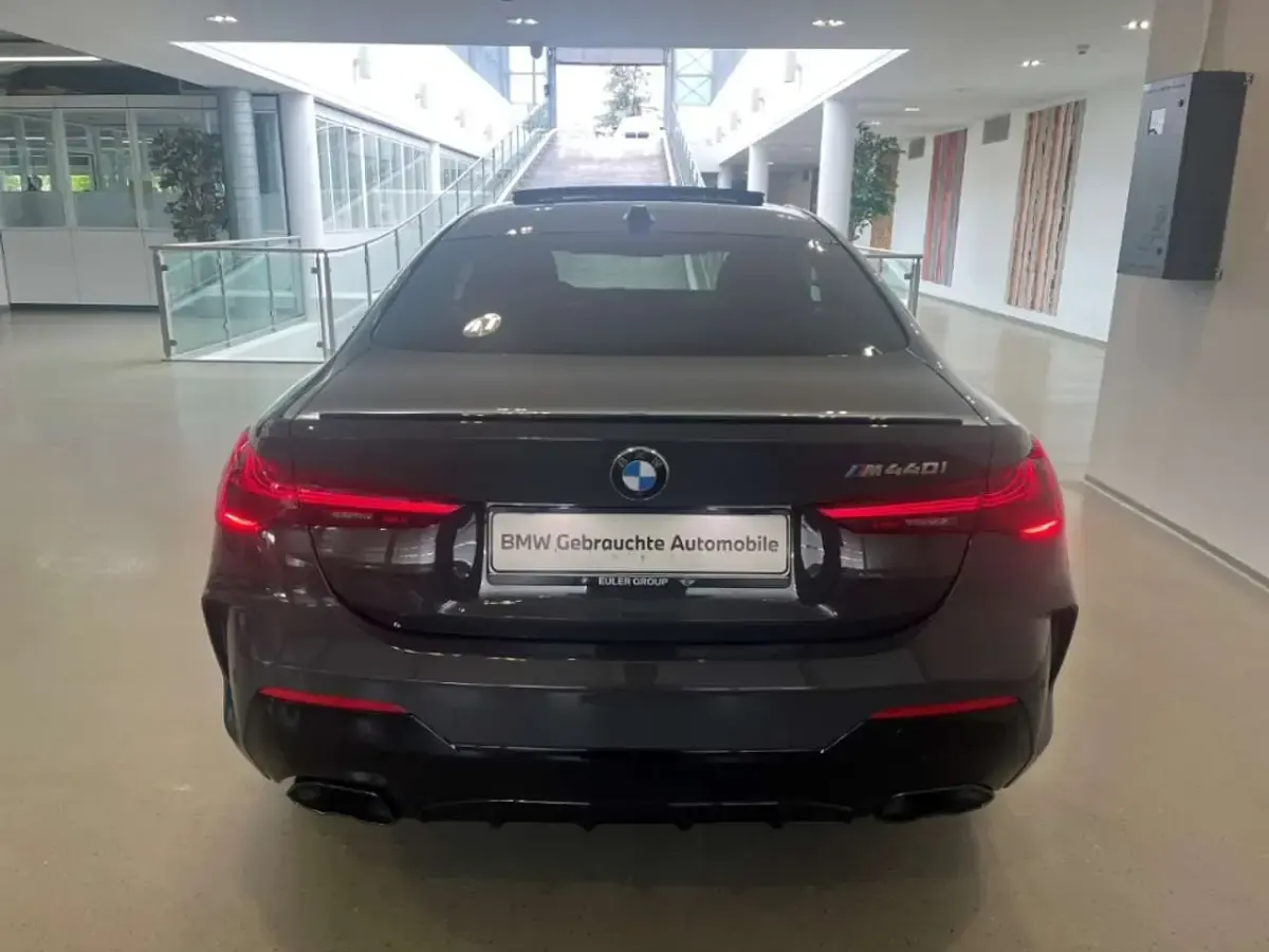 Gebraucht BMW 440 387 PS (284 kW) 2025 Dravitgrau metallic Coupé
