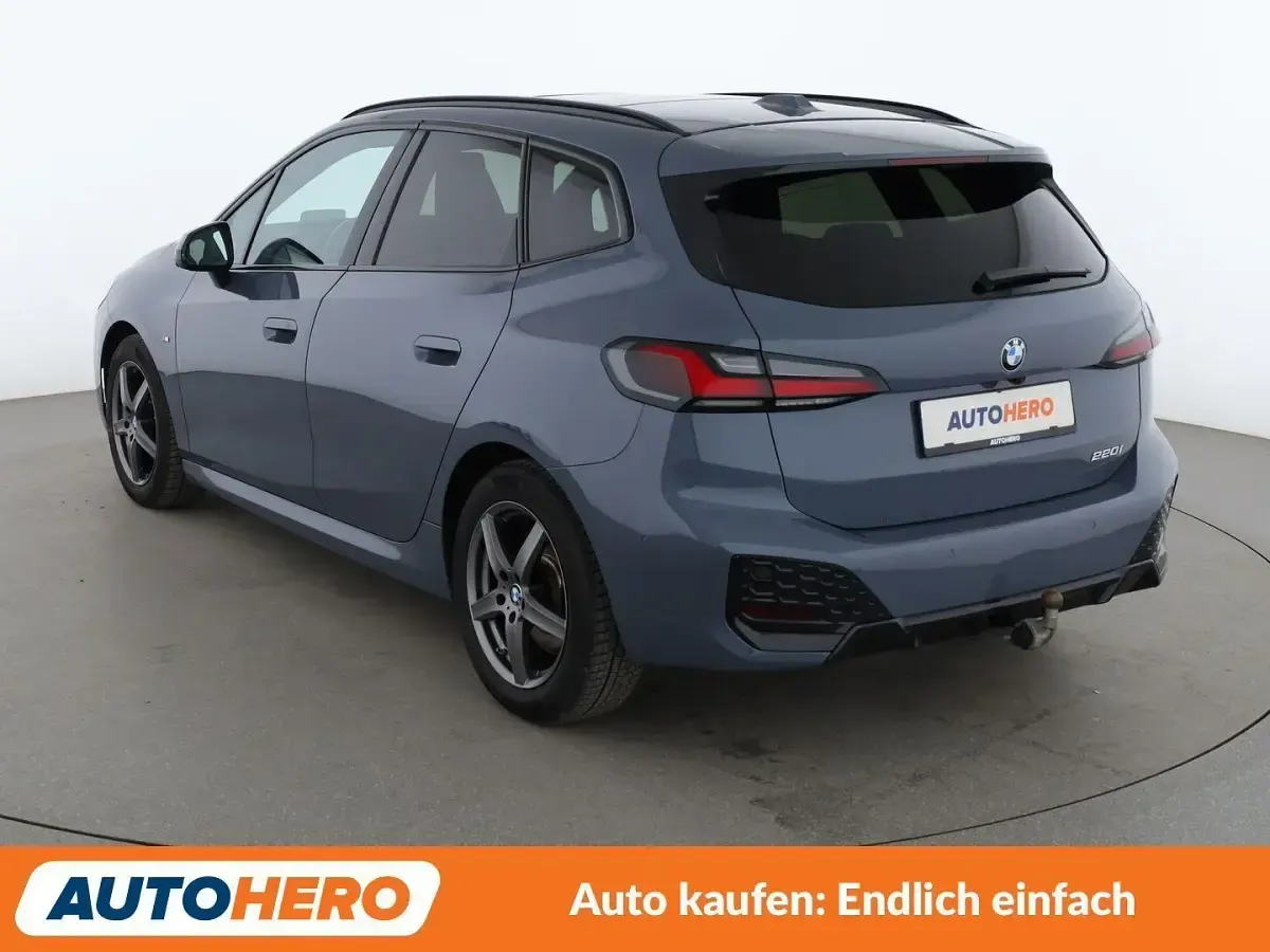 Gebraucht BMW 220 Active Tourer M Sport 170 PS (125 kW) 2022 Grau Van / Kleinbus