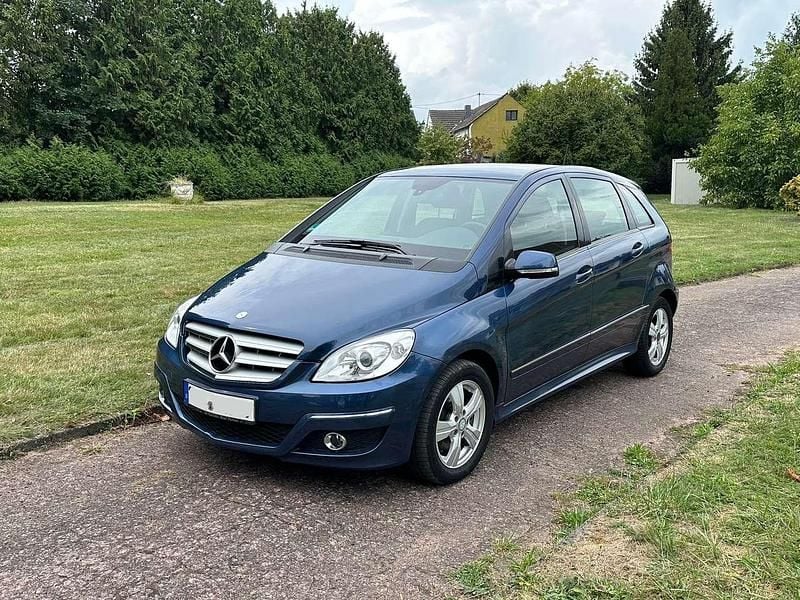 Gebraucht 2009 Mercedes B200 Van / Kleinbus | 3.950 € (Superpreis) - Bild 1/4