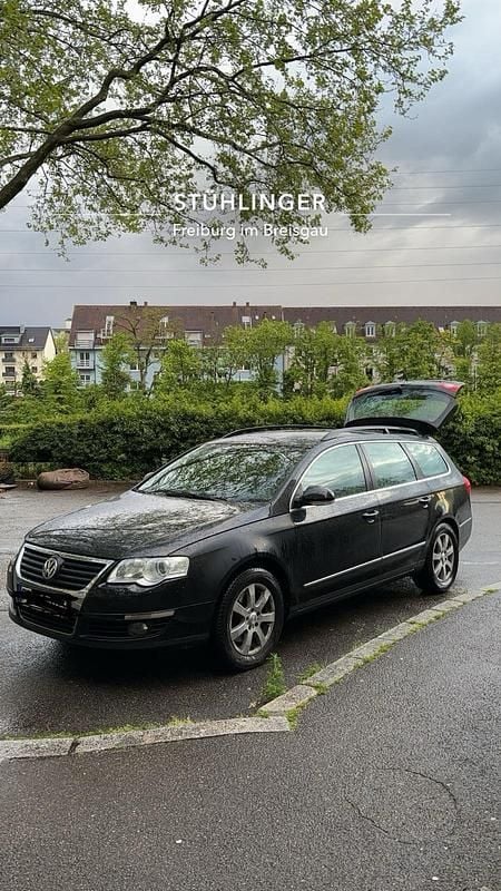 Schwarz Gebraucht 2005 VW Passat Kombi | 1.300 € (Superpreis) - Bild 1/4