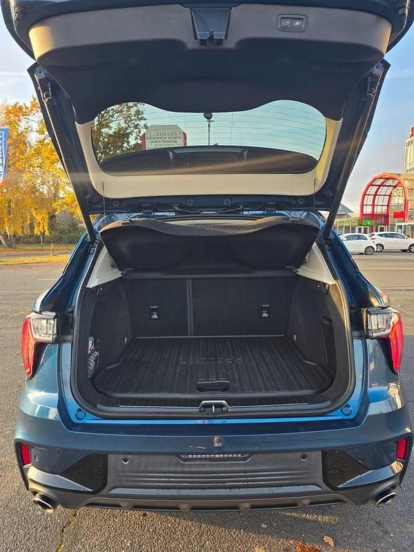 Gebraucht Lynk & Co 01 261 PS (191 kW) 2022 Blau SUV