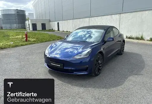 Second-hand Tesla Model 3 Performance 377 kW (513 CP) 2023 Albastru Berlinǎ