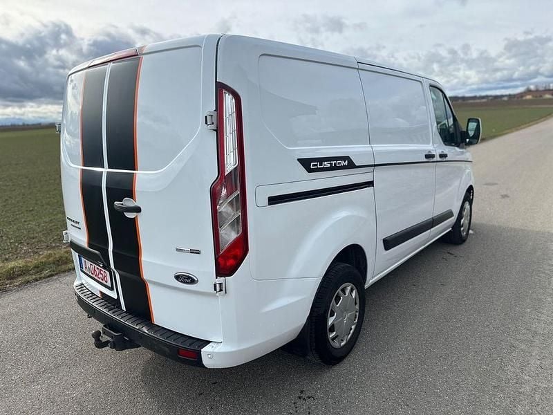 Gebraucht Ford Transit Custom Trend 131 PS (96 kW) 2020 Weiß Van / Kleinbus
